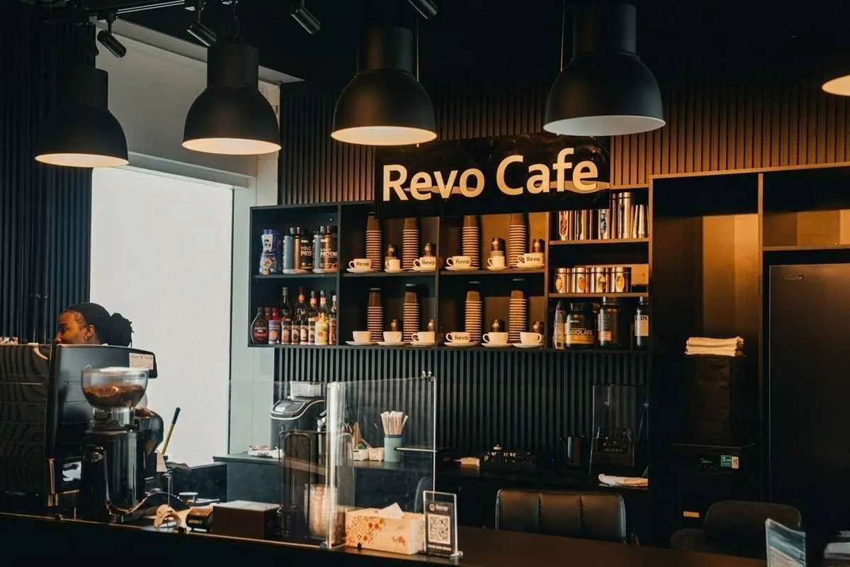 Revo Cafe